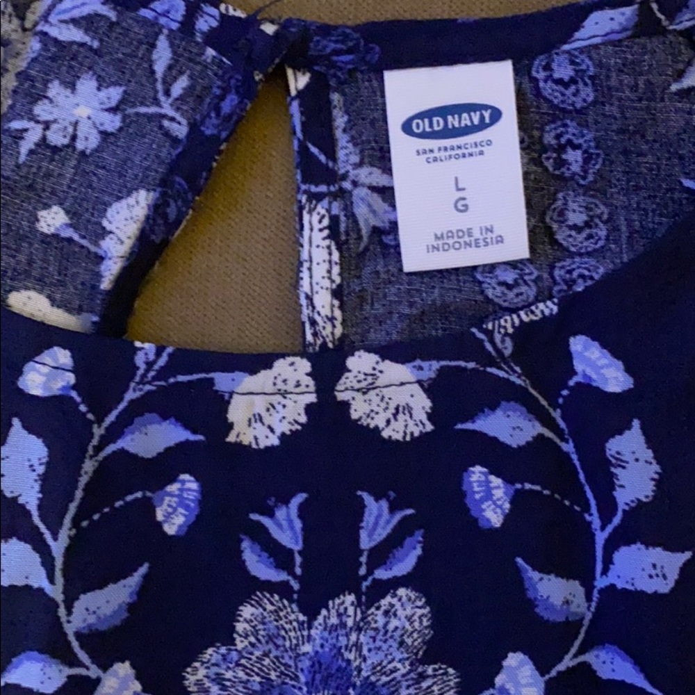 Navy patterned tank - Picture 2 of 4